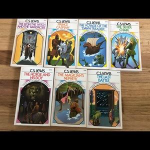 Chronicles of Narnia series by CS Lewis Box set